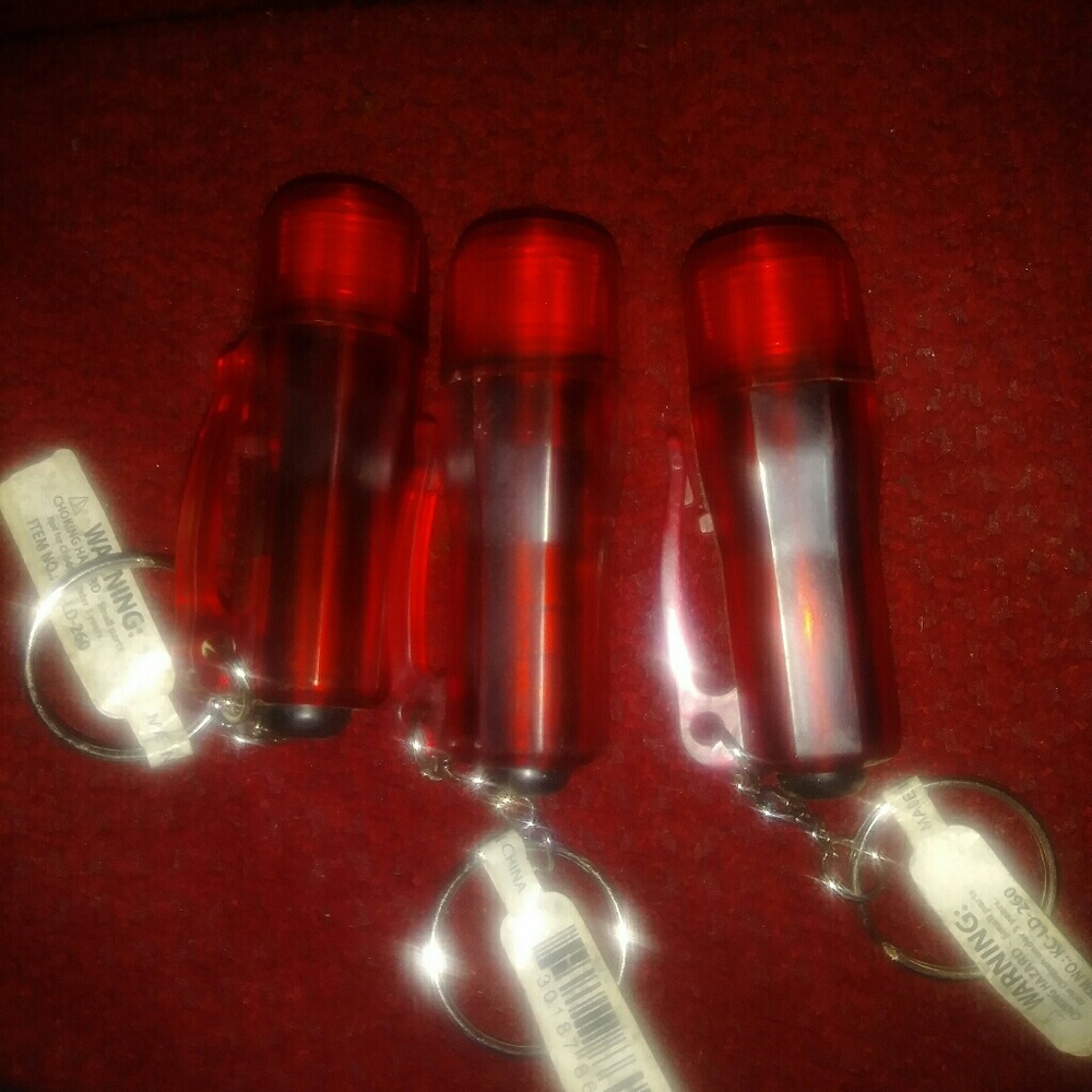 LED KEY CHAIN - Picture 2 of 2
